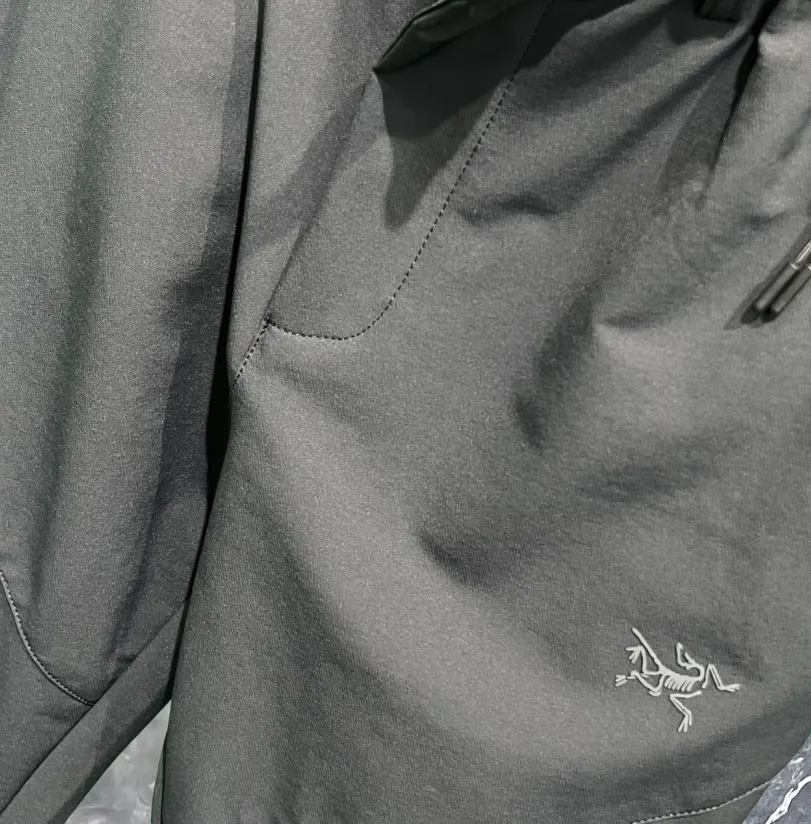 SSSS ARC'TERYX Hot Sale Versatile ！Wear-Resistant ！ ， ！ Versatile， ， ， 。 。 Breathable ， , ， 。 ， ， ， 2 ， 。 Factory ， ， ， ，Breathable ！ ， ， ， ， : Black Size：M-3XL